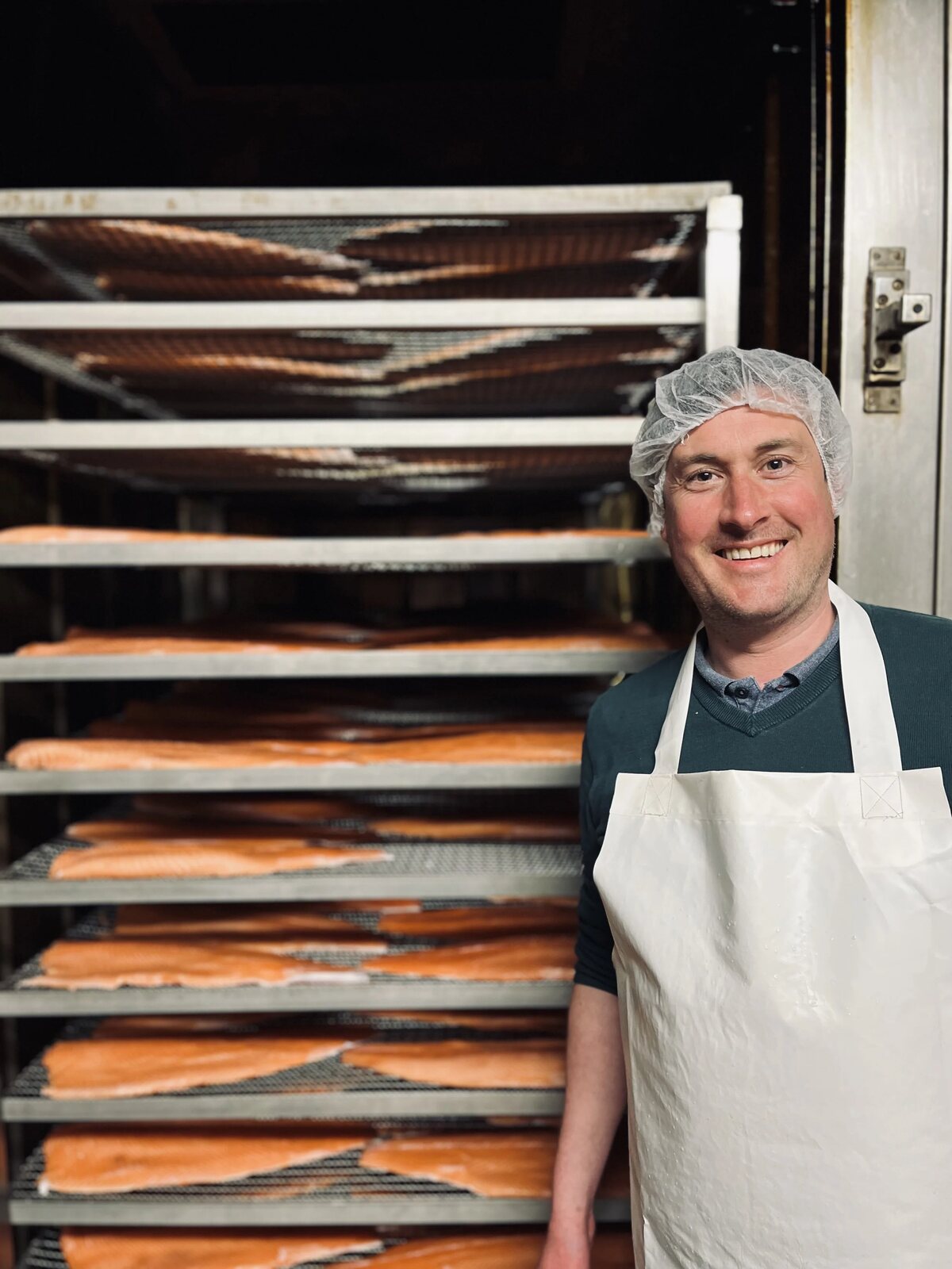 Het ambacht achter Zalmrokerij Wymo